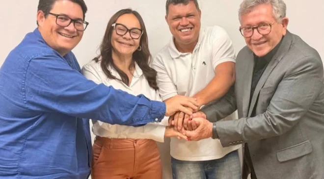 Elinaldo perde mais um apoio em Camaçari: Adalto Santos declara adesão a Tagner e fortalece projeto do PT